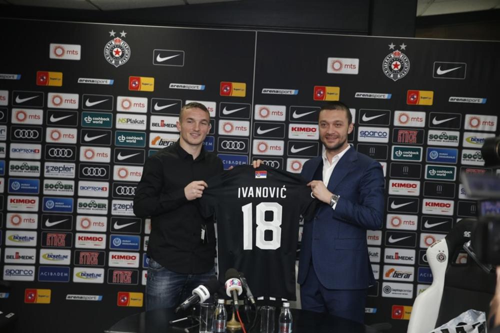 KONAČNO! Partizan doveo Ivanovića, Iliev oduševljen, a mladi fudbaler kao iz topa: Hoću veliku karijeru, zato sam i došao! (FOTO) (VIDEO)