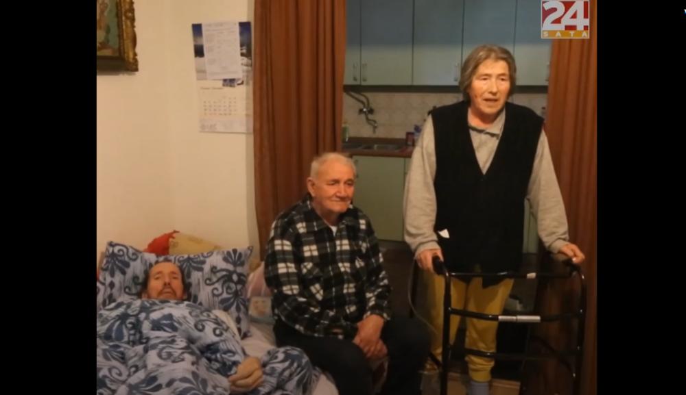 Jere Lakoš sa roditeljima