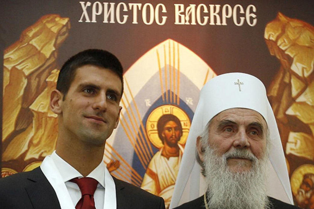 Novaku Djokoviću je 2011 godine uručen orden Svetog Save