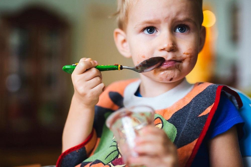 Može li dete da dobije DIJABETES ako jede PREVIŠE SLATKIŠA? (FOTO) (GIF)