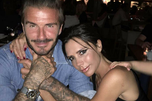 VIKTORIJA BEKAM U PETOJ DECENIJI SPREMA SE ZA JOŠ JEDNO DETE! Požuruje Dejvida, u pitanju je broj 5!