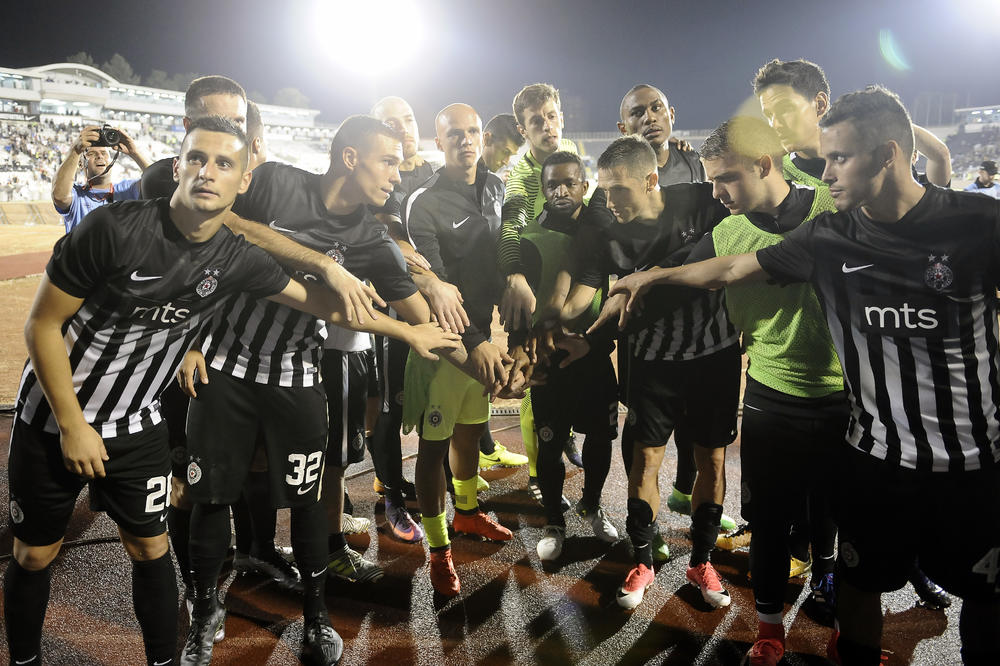 NA BANJICU SAMO STIŽU PAKETI SA TOPČIDERA: Prvo dvojica iz Zvezde, a sad još dvojica iz Partizana!