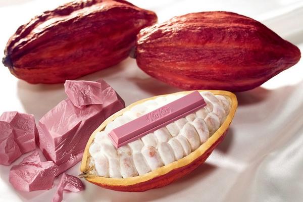 ALA JE ROZEEEE! Ma da se razvališ jedući je, ali samo ako si  u TOKIJU! (FOTO) (VIDEO)