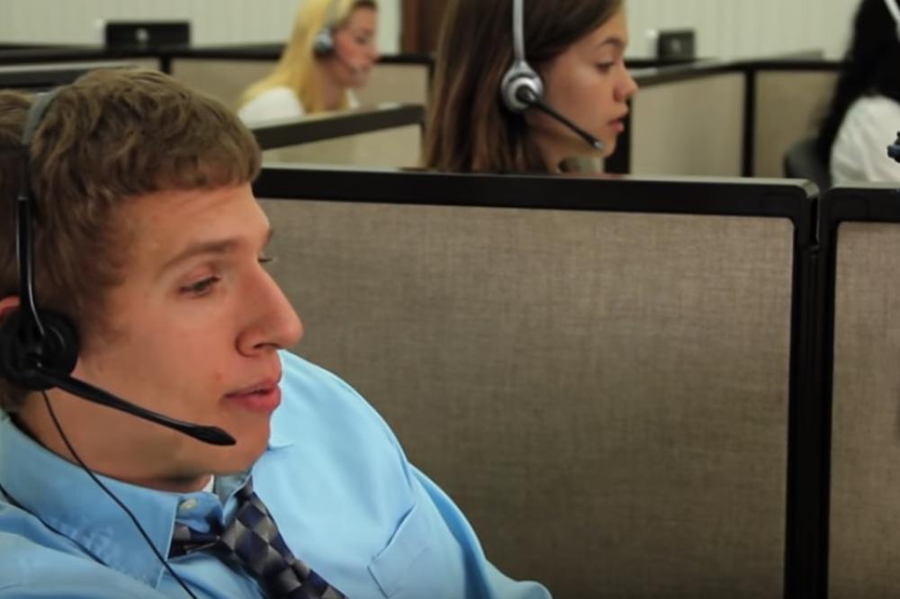 ISTINA O OGLASIMA KOJI SU PREPLAVILI SRBIJU: Radio sam u kol centru, a otkaz sam dao JUREĆI KA VRATIMA!