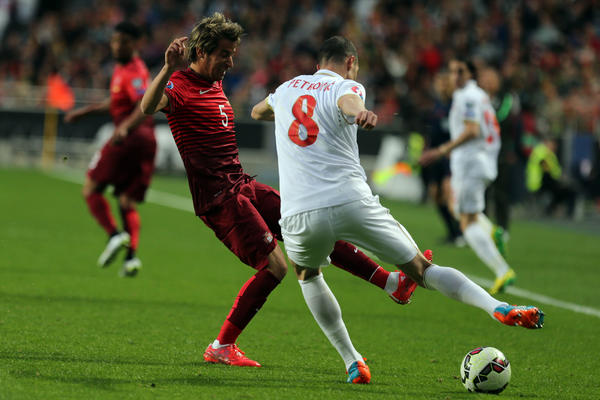 RAĆA OSTAJE PUSTI SAN PARTIZANA: Sporting neće da ga šalje na pozajmicu, hoće milion! A javio se kupac iz Primere!