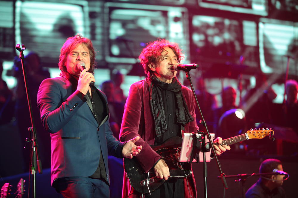 PEVAČ 35 GODINA ČUVA OVU TAJNU: Njegovo pravo ime nije Alen, a kada čujete kako se stvarno zove iznenadićete se!