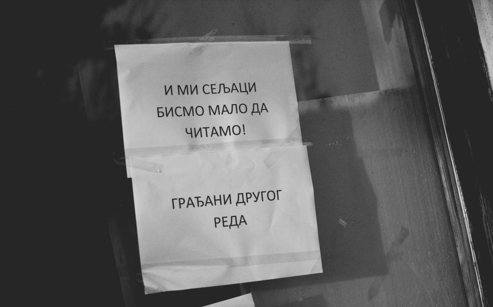 Protest zbog zatvaranja biblioteke u selu Stanišić  