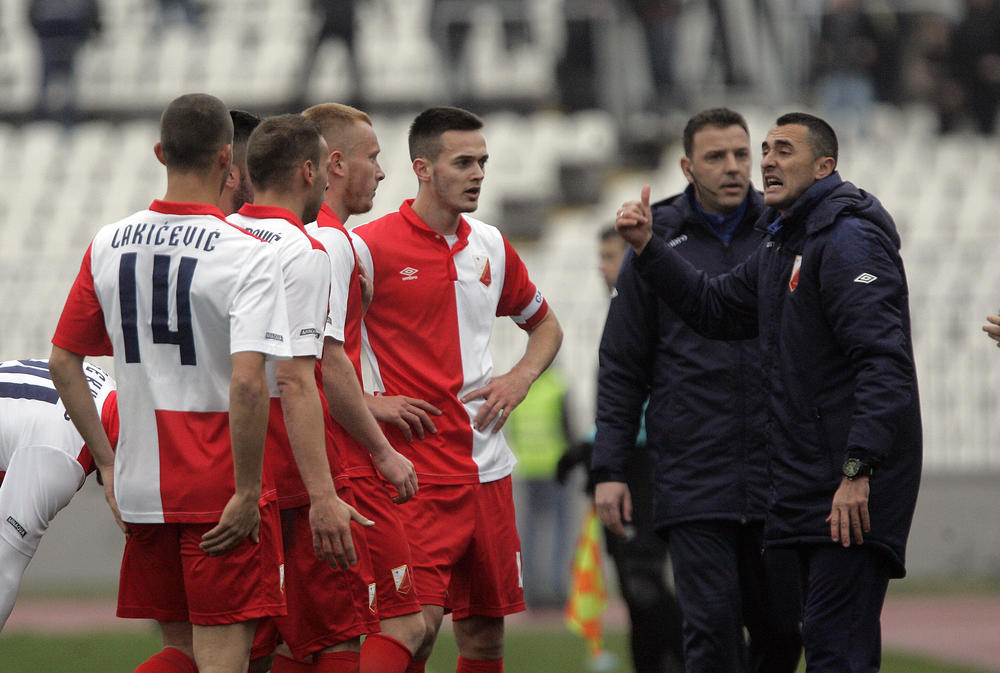 Šarac je nekada igrao u Crvenoj zvezdi, Obiliću, austrijskim klubovima i u reprezentaciji Srbije
