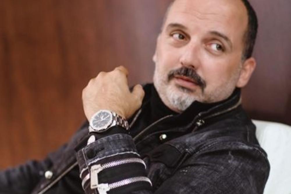 TONI CETINSKI IZVREĐAO PUBLIKU U CRNOJ GORI: "Niste platili, večeras neću otpevati moja tri skupa hit!"