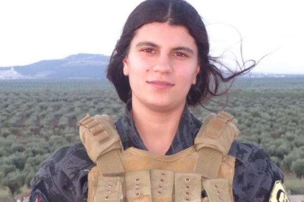 Ona je digla u vazduh tenk pun turskih vojnika! Bila je opkoljena, a onda je uradila OVO! (FOTO)