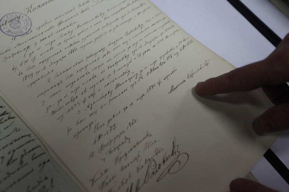 Defteri posredno mogu poslužiti da se dobiju približno tačni podaci o strukturi, broju i sastavu stanovništva 