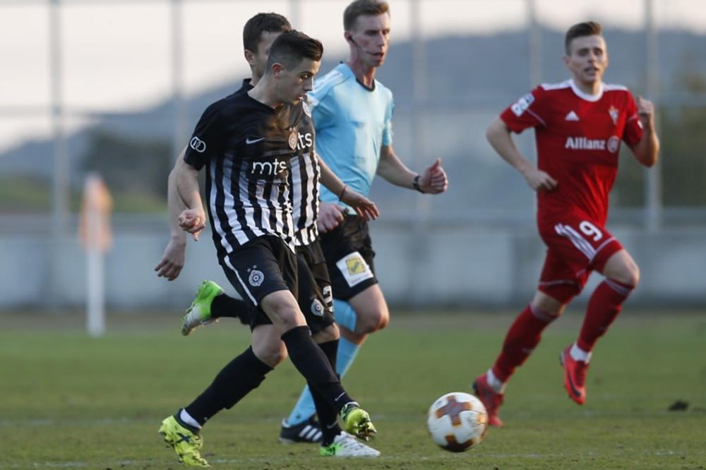 PORAZ CRNO-BELIH! Slovan izvojevao pobedu protiv desetkovanog Partizana! (FOTO) (VIDEO)