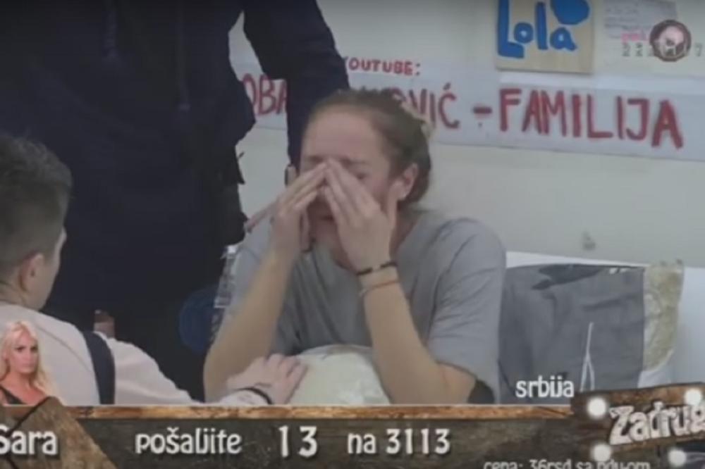 MOMENTALNA DISKVALIFIKACIJA?! INTERNET GORI: Sada smo i videli Lunin mobilni telefon u Zadruzi! (VIDEO)