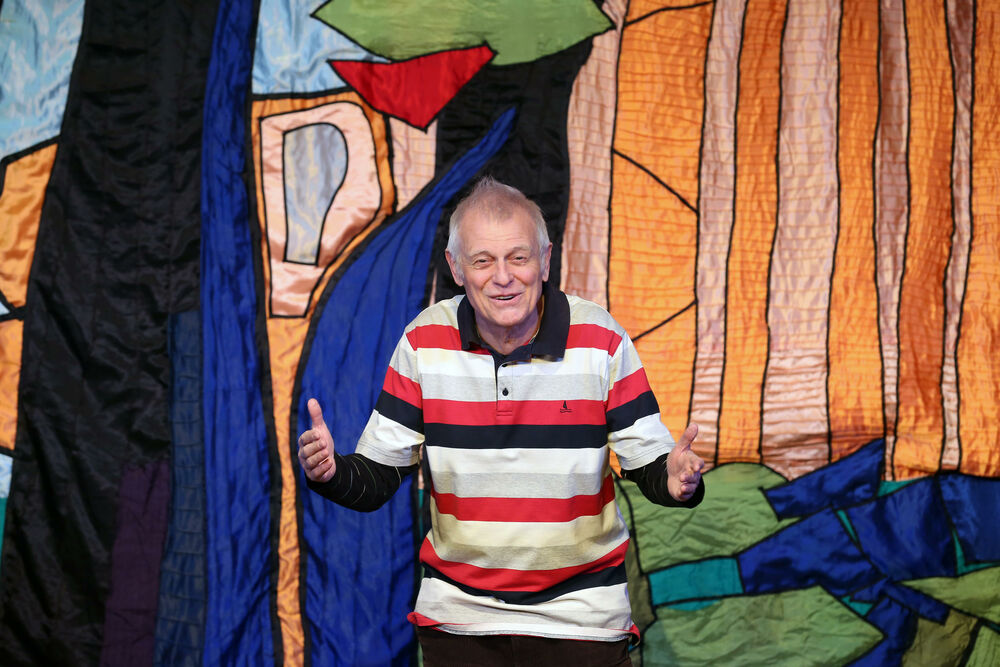  Branko i njegova supruga osnovali su  Pozorište Puž, a Caca je je bila prvi direktor ustanove sve do 2005. godine i u kome je radila do svoje smrti