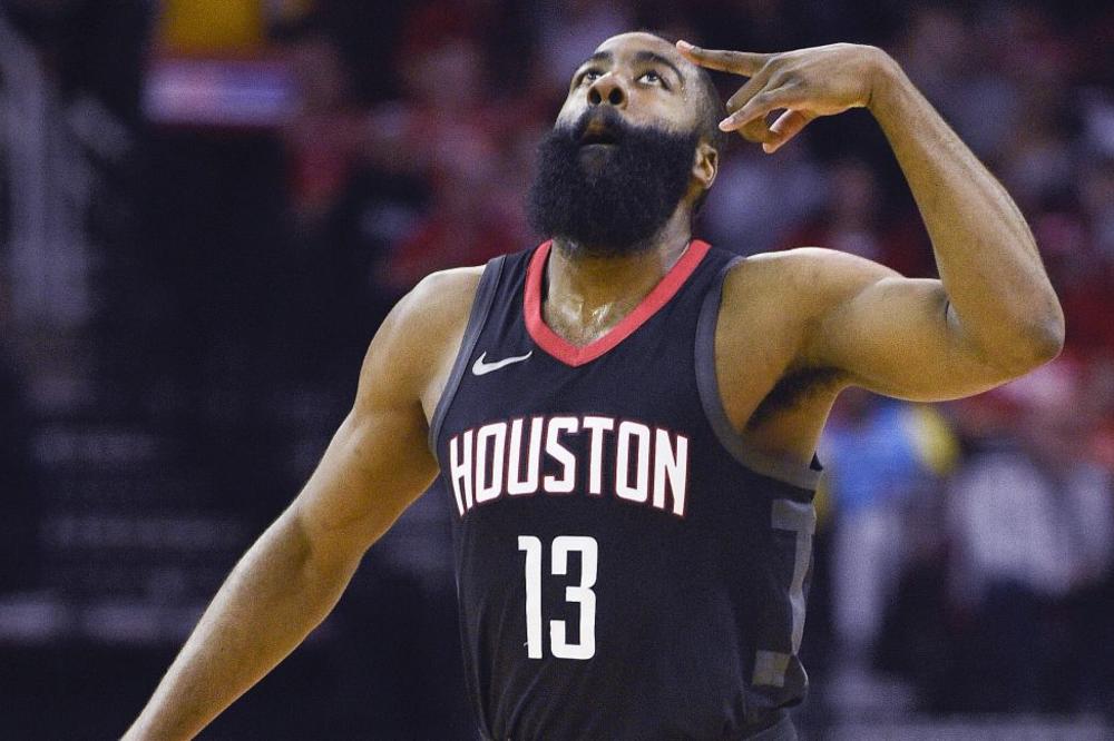 HARDENOVIH 60+11+10 ZA ISTORIJU: Nikad niko kao što je Brada, pa čak ni Džordan i Kobi! (VIDEO)