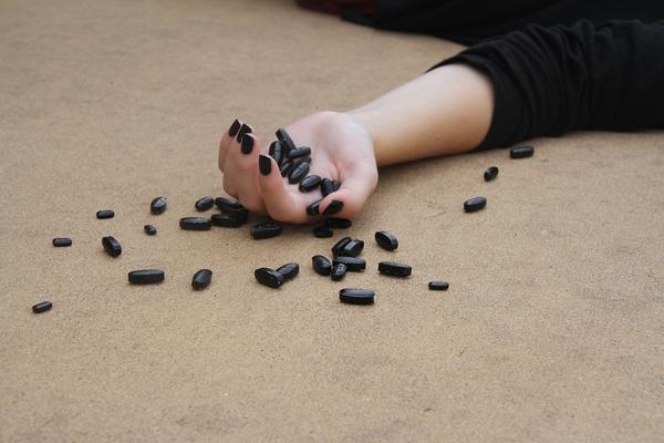 SUMNJIVA SMRT DEVOJKE U NOVOM PAZARU: Nađena mrtva u stanu narko dilera