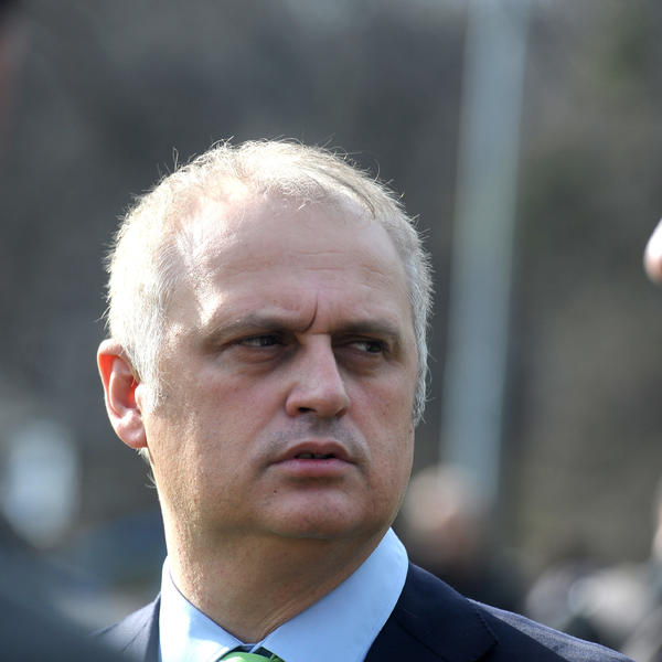 VESIĆ: Niko neće da ulaže pare tamo gde se ljudi svađaju