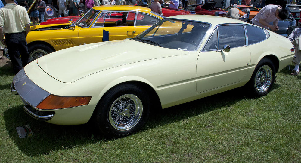 Ferrari 365GTS/4 Daytona 