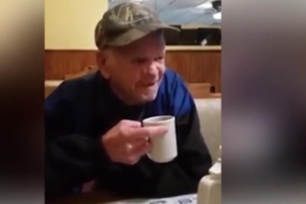 PORODICA JE ODVELA SLEPOG RATNOG VETERANA U RESTORAN: Kada je shvatio ko je konobar, počeo je da JECA!