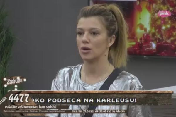 KIJI POKAZALI SNIMAK RAZVALJENE WC ŠOLJE! Više ne može da krije ŠTA se desilo u kupatilu: Ja sam kriva za sve, trajalo je 30 minuta (VIDEO)