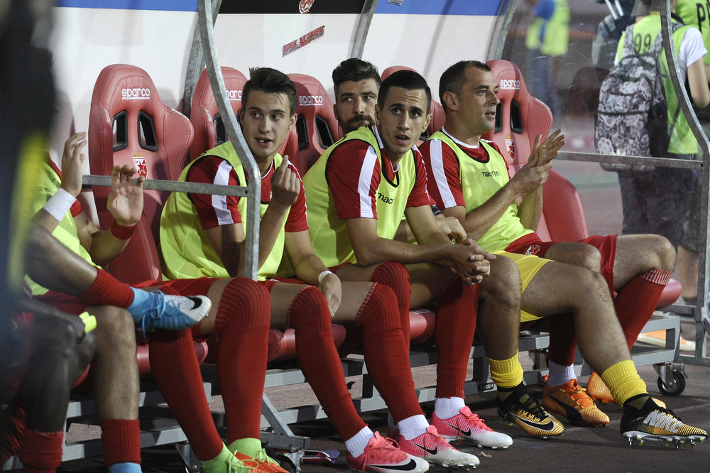 CRNI DAN ZA ZVEZDU! On odlazi, i to skoro ZA DŽABE! (VIDEO)