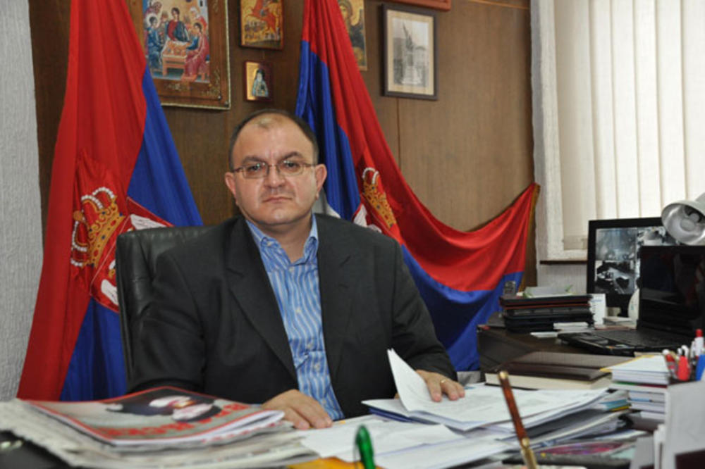 VRAĆAO SE SA SAHRANE, PA DOŽIVEO NEZGODU: Dačićev savetnik povređen u udesu! (FOTO)