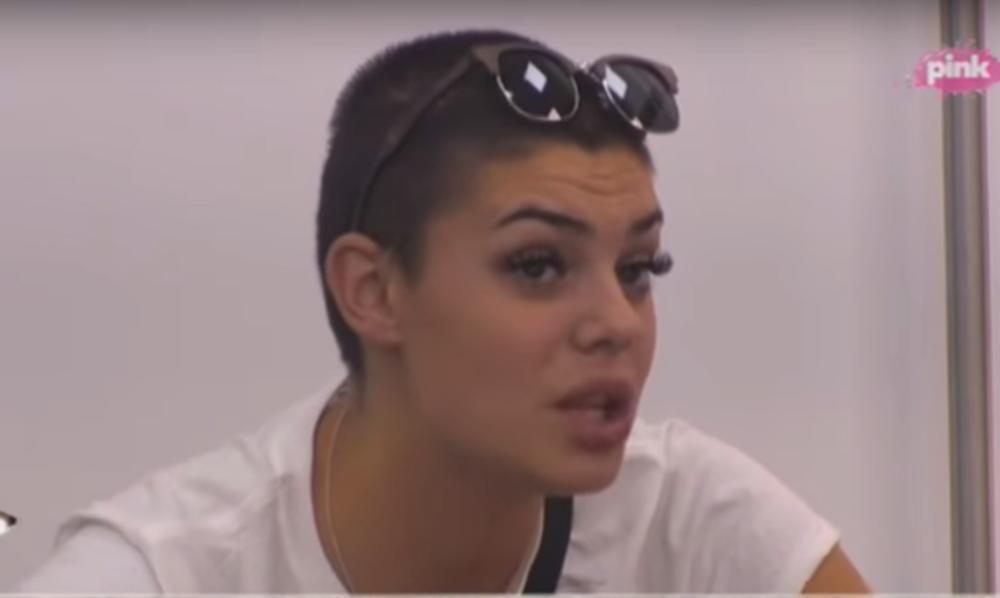 Mina je postavila direktno pitanje  