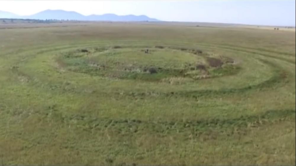 Misterija koncentričnih krugova u njivama nedaleko od Vatina