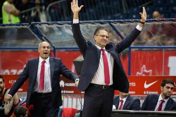 Ne dajte Zvezdi da diše, a kamoli da šutira trojke! Strateg Baskonije shvata ozbiljno meč protiv crveno-belih! (FOTO) (VIDEO)