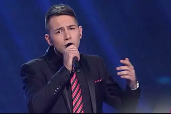 I SLOBINOG NAJBOLJEG DRUGA GLEDAĆEMO U ZADRUZI 2: Stefan Obradović bivša je Pinkova zvezda!