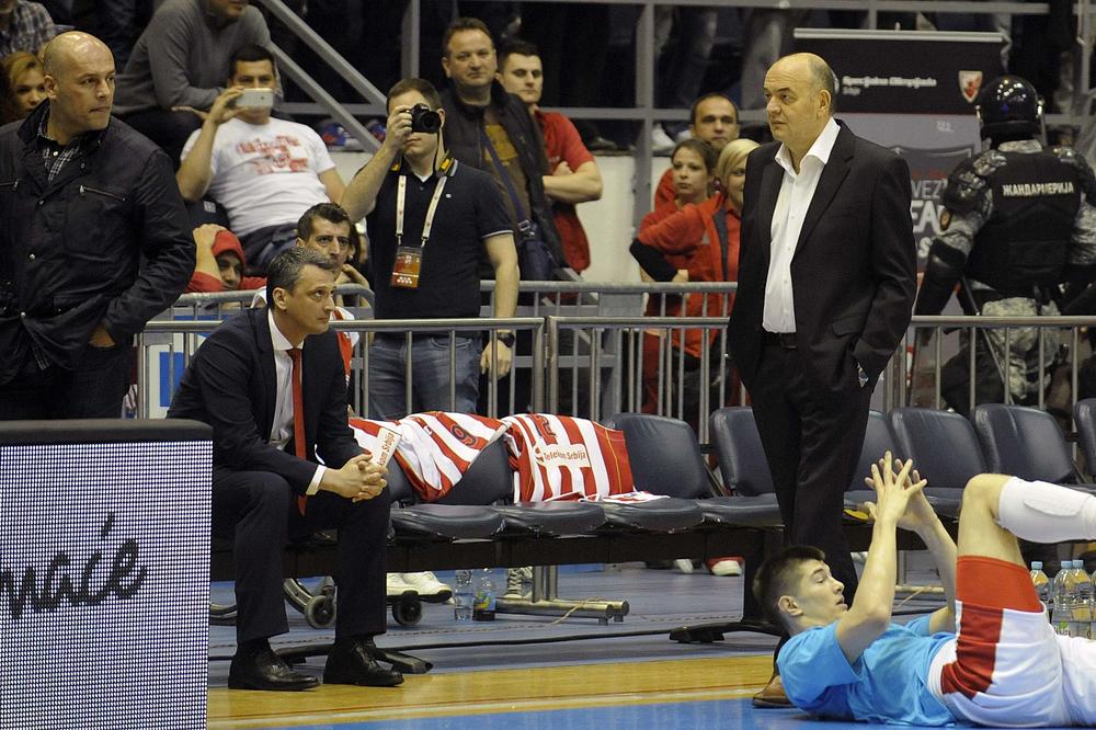 KOŠARKAŠKA HIDROGENSKA BOMBA: Radonjić i Vujošević zajedno sedaju na klupu posrnulog velikana!