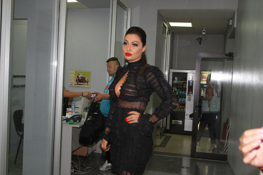 BIVŠI RADNIK ZORICINOG SALONA OTKRIO SVE NJENE MRAČNE TAJNE: Maltretirala nas je, radili smo na crno, stalno je divljala... (FOTO)