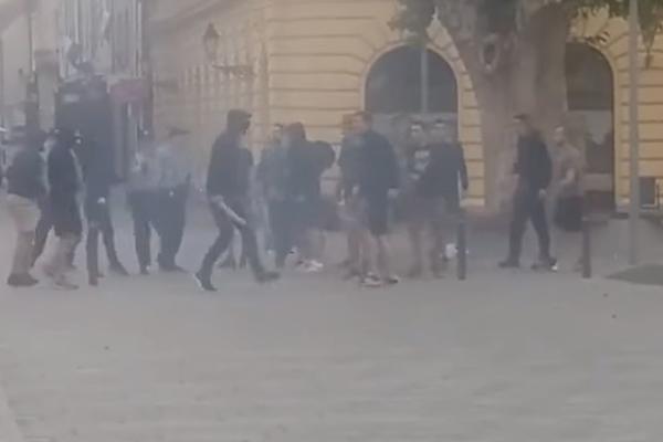 SAČEKALI IH DA SE OKUPE I ONDA NAPAD: Novo makljanje Torcide i Bed Blu Bojsa! (FOTO)