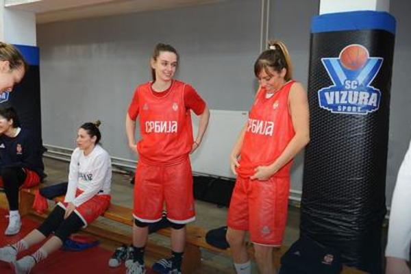 MOŽE I BEZ MARINE, ALI I VODEĆIH ZVEZDA! Srbija održala košarkašku lekciju Argentini!