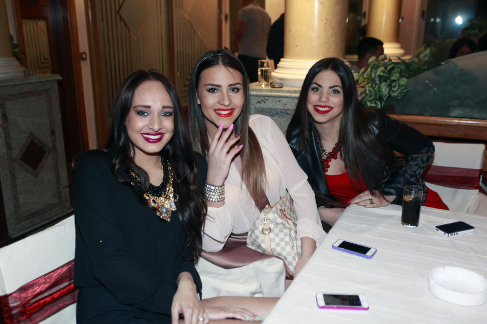 Luna ispričala SVE DETALJE o prijateljstvu sa Anastasijom Ražnatović: Bila sam joj na POVOCU! Zbog nje sam postala DRČNA i SAMOŽIVA (FOTO)