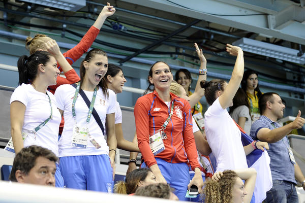 SRBIJA I OLIMPIJSKE IGRE SU JOJ BILE U MISLIMA: Najbolja srpska košarkašica operisala koleno zbog neizdrživog bola!