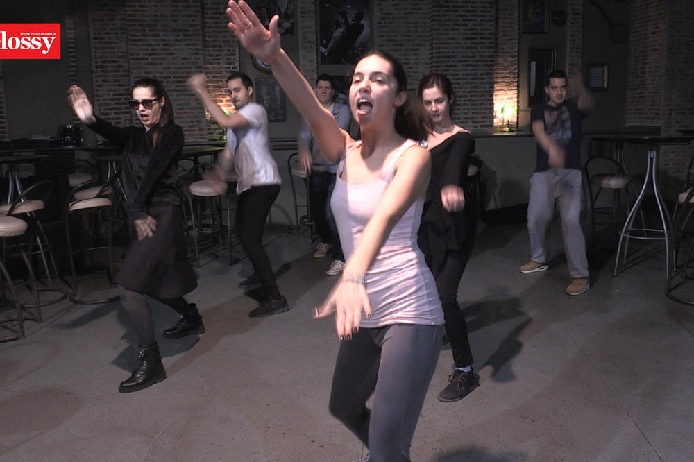 Sloba i Mira na potpuno drugačiji način: Glossy otkriva kako se priprema predstava o kojoj svi govore (VIDEO)