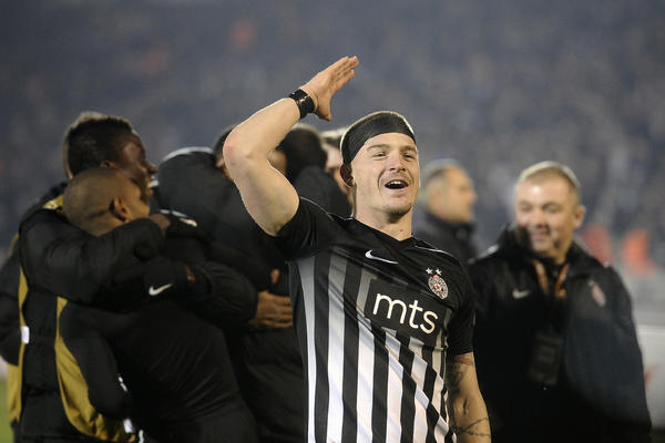 Ožegović u epizodi - Da li čitam komentare, nemam vremena za to! (VIDEO)