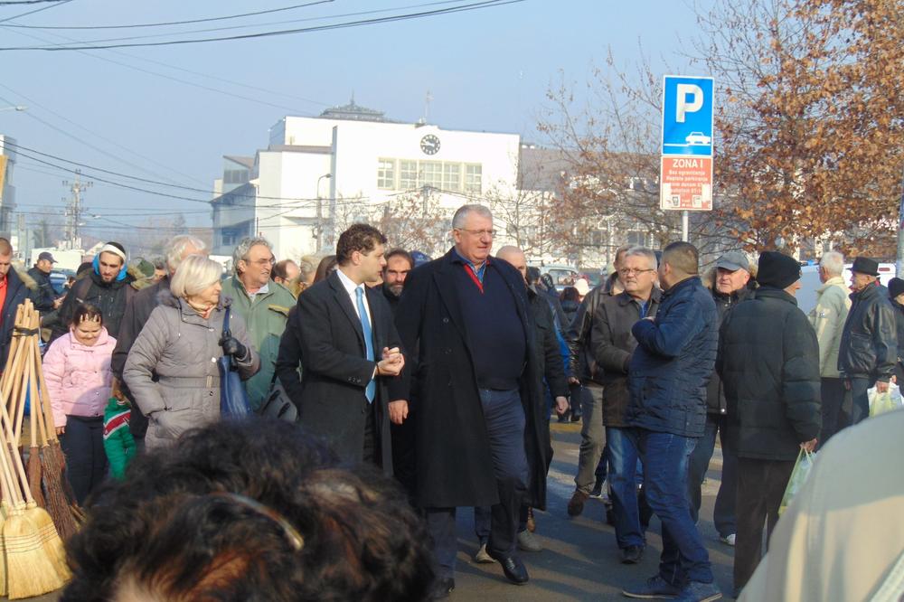 Šešelj: Radikali će ponovo preporoditi Surčin!
