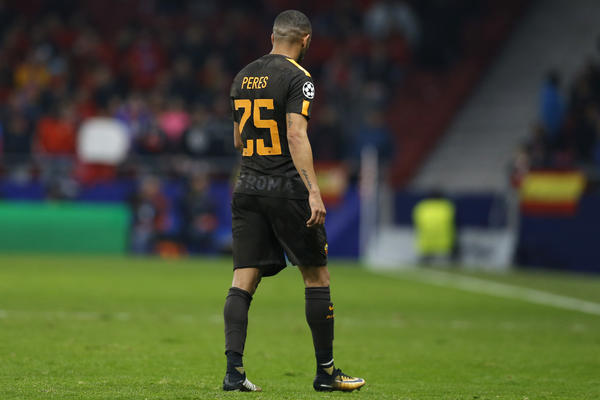 ZASPAO ZA VOLANOM LAMBORGINIJA: Fudbaler Rome zakucao svoj skupoceni automobil posle izlaska! (FOTO)