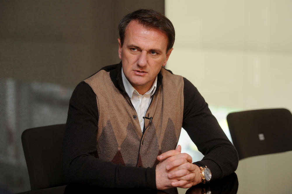 PREDSEDNIK PARTIZANA DOBIO PRETEĆE PORUKE: Ostoji Mijailoviću prete paljenjem benzinom!