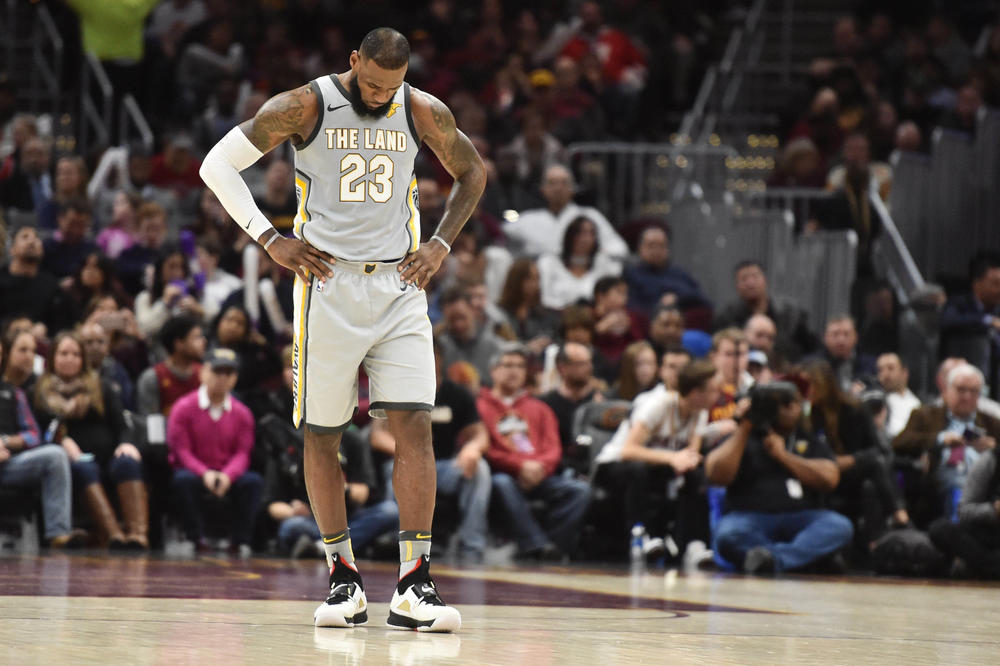 LEBRON NEMA VIŠE STRPLJENJA: Džejms poručio da napušta Klivlend?!