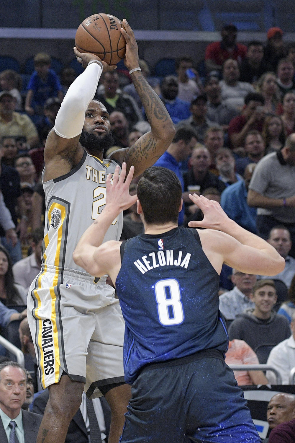 Lebron Džejms izgleda ozbiljno razmišlja o promeni tima