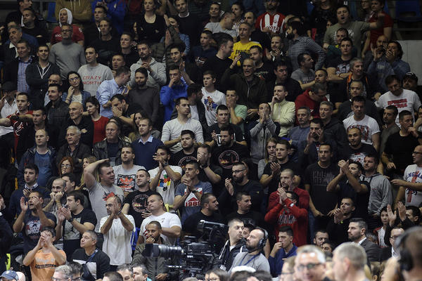Delije je drmala srčka kad god bi primio loptu! A, sada je najveći ultras u Pioniru! (FOTO)