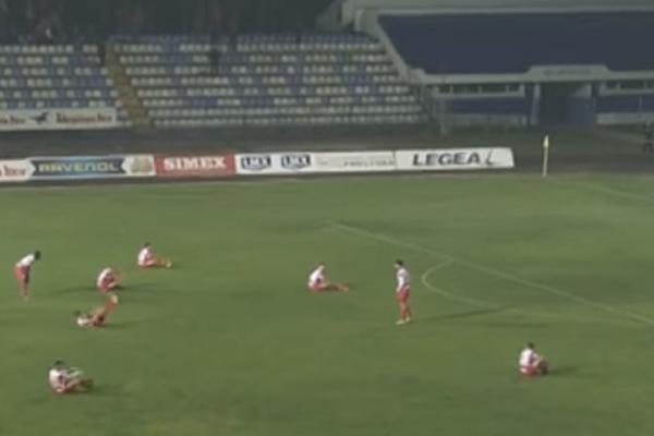 Ubuduće više neće suditi Superligu: Kažnjen sudija najkontrovernije utakmice sezone! (VIDEO)