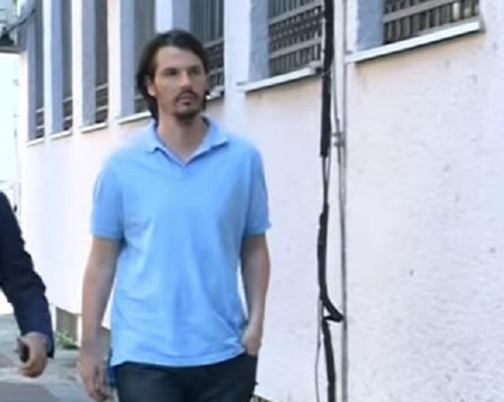 Miloš je sin bivšeg predsednika Srbije i Crne Gore 