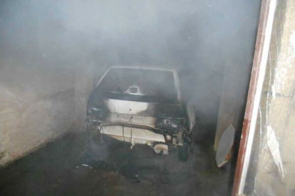 DRUGI NAPAD NA NOVINARA SLOBODNOG PEČATA: Zoranu Miloševskom zapalili automobil! (FOTO)