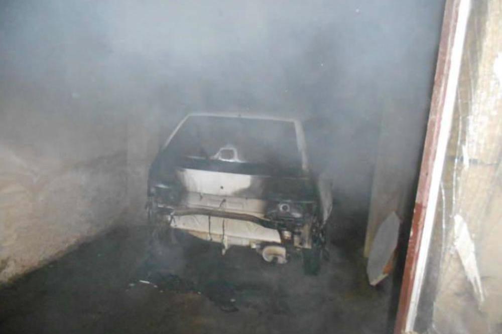 DRUGI NAPAD NA NOVINARA SLOBODNOG PEČATA: Zoranu Miloševskom zapalili automobil! (FOTO)