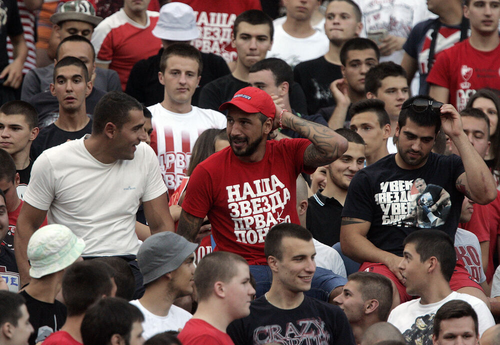 Boban Bajković i Delije na severnoj tribini