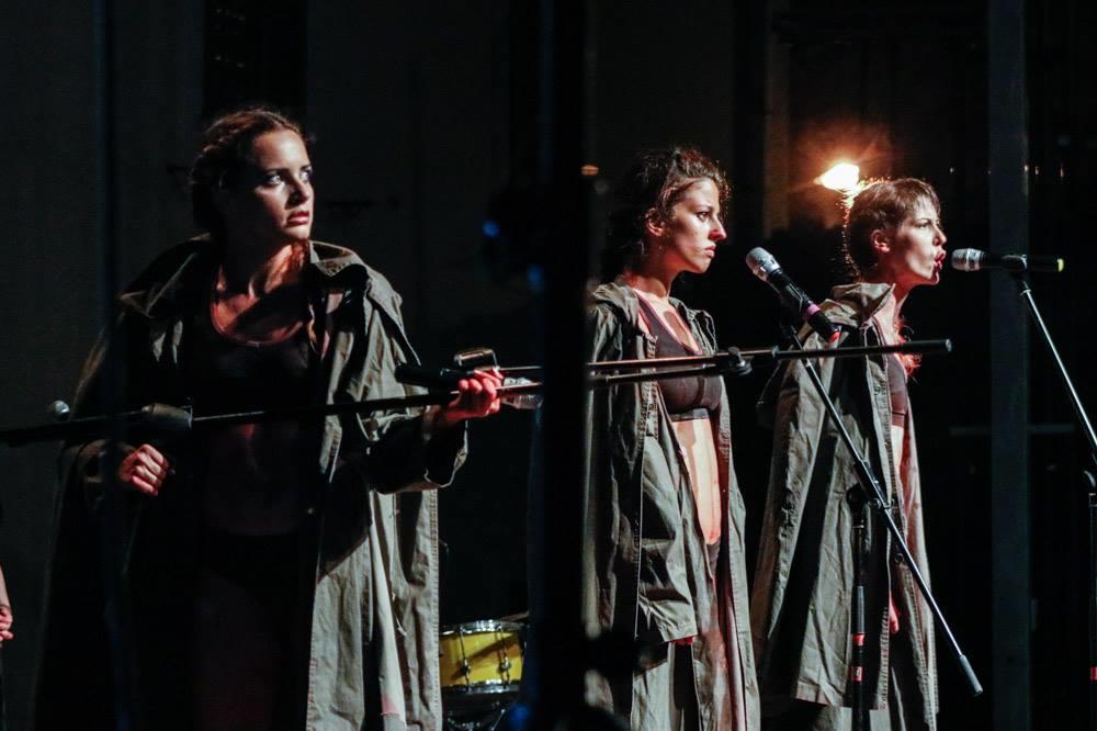 Nagrađivana predstava Jami distrikt u petak u Bitef teatru (FOTO)(VIDEO)